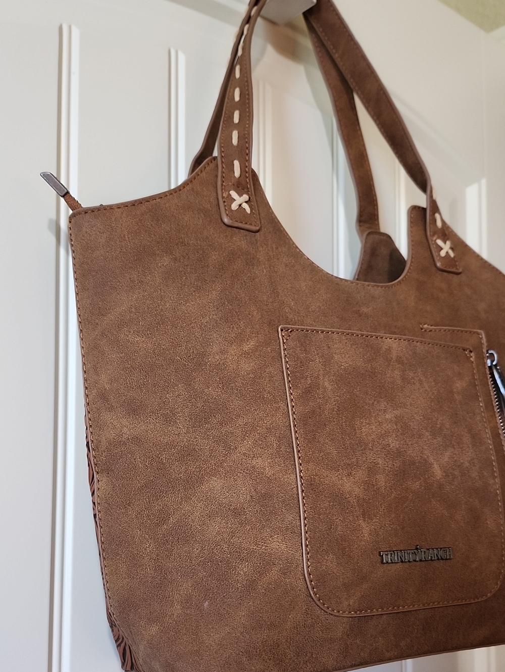 Trinity Ranch Cowhide Tooled Tote Bag Conceal Carry NWT - Picture 7 of 14